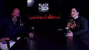 a forma de resolver seu tesao o cara de pau pequeno ficou enchendo seu saco e os puteiros nao a aceitam pri melancia watch on sheer red