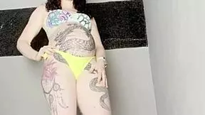 Pregnant Wife with Curly Hair and Tattoos Craves Monster Cock in Homemade Fetish Scene.