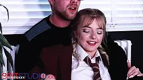 Can This Blonde Student Squirt?