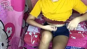 Stolen Video Of Naked Asian Girlfriend Showing Shaved Pussy In Homemade Solo Scene