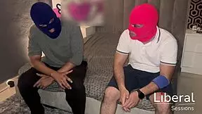 a mi traje de conejita le hace falta la colita de conejo