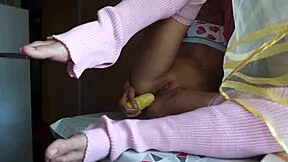 18 Summer Girl Picked Corn and Started Masturbating Anal Hol