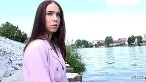 Občutek vzburjenja prvega srečanja z nemškim skavtom med uličnim castingom