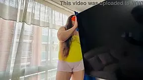 Latina Wife Says, 'I Seduce Lovers While Doing Chores in New York'