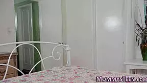 Tiny teen tribbing stepmom? Taboo lesbian fun