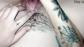 metiendo leche en vagina de hermanastra?