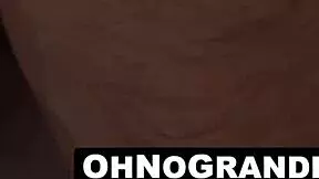 Daisy Lee Gives Older Guy Blowjob!