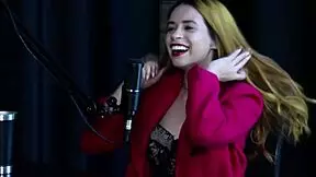 hoje prefere um relacionamento aberto e com homens nunca deu o cu por perder o tesao e o fetiche - jhocy sheer red, wanna try?