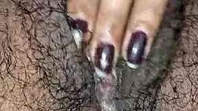 Desi Close-Up Hairy Pussy Masturbation With Wet Moaning