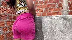 bricklayer takes a break to fuck that young latina girl at work 😈