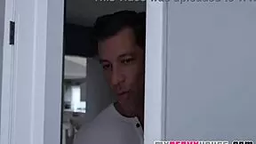 teen rubs her horny little muff