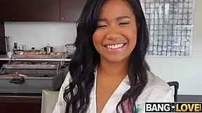 Loni Legend, you want to fuck that oldie fan?