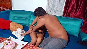 Slim Bhabhi Hungry To Suck Young 18+ Cock Of His Devar