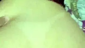 My best friend leaves her husband and spends time with me at the hotel