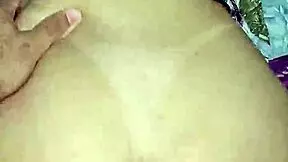 My best friend leaves her husband and spends time with me at the hotel