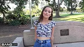 horny karter foxx stretches her tight pussy