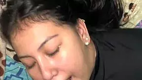 despierto a mi hermanastra para folllarmela