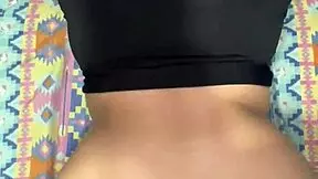 despierto a mi hermanastra para folllarmela