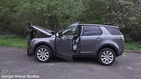 Broken car leads to nuria millan group repair session