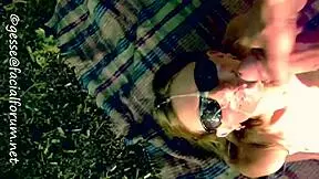 Hot cumshot girls in blowbang bukkake pov action