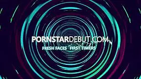 i'm a busty waitress doin my first shoot