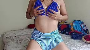 i'm alone and playing with my pussy 😏