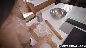 My Petite Pastry - Anita Bellini in the Kitchen