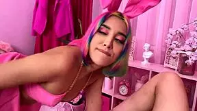 Roxy Lips & Mary Frost In Bisexual Rabbits Ffm Threesome