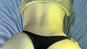 doggystyle blackbelt girlfriend spreads asshole for teen riding