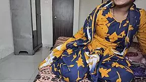 Sexy bhabhi first time talk leads to outdoor fuck in Hindi audio