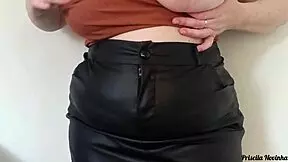 horny young girl sticks vibrator in pussy then goes shopping 😈