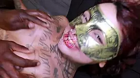 Annie cuckolded in arena!