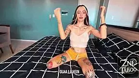 Hey, Janys wants a pic of your dick on her face for free