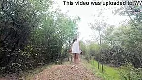 สาวไทยเดินเล่น ช่วยตัวเองในป่า thai outdoor public