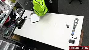 i got caugt stealin food and got fucked in the mall