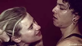 Lindsey cruz in hard work to bang threesome scene! 😈