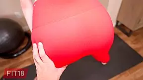 i creampied a 6-foot model during casting pov 😏