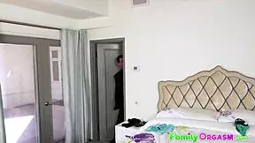 Stepdaughter and thief stepdaddy experience family orgasm