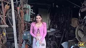 Debt4k Young 18+ Debtor Showed A Collector What Real Squirt Is