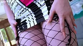 Can you imagine the total destruction of petite redhead pixxxie's tight vagina in her first dvp with four big cocks? Eks406 brings the intense pounding.