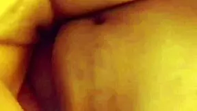 gordo se coge a jovencita nalgona en el hotel parte 2 😏