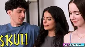 Stepbrothers entice stepsisters into taboo group fucking, creampieing their eager pussies