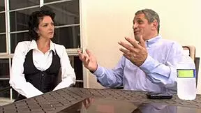 Roxanne Hall And Shay Golden Get A Lesson From Mary Pop In Sqf