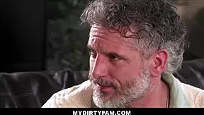 Mydirtyfam - horká brunetka mladá 18+ 18+ nevlastní dcera orgasmus na nevlastním otci při rodinném sexu před horkou milf rodinnou terapeutkou - stella luxx mike mancini kell fire