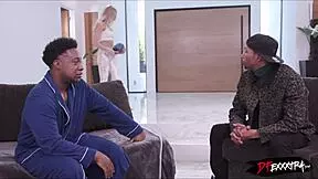 أنا صديقته الجديدة ونريد نيك قوي بزب أسود كبير