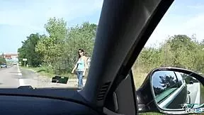 Horny hitchhiker gets quick pussy banging by roadside