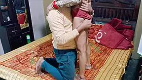 desi girl rides hard while moaning in hindi 😍