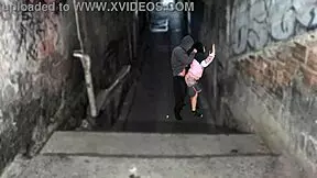 i, morena, transa na favela com dono do morro depois do baile funk, you know?