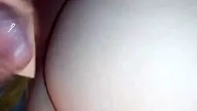 no puedo ir ni al baño este hombre quiere sexo todo el día