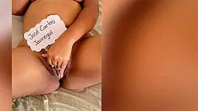 colombian babe shows tits and ass